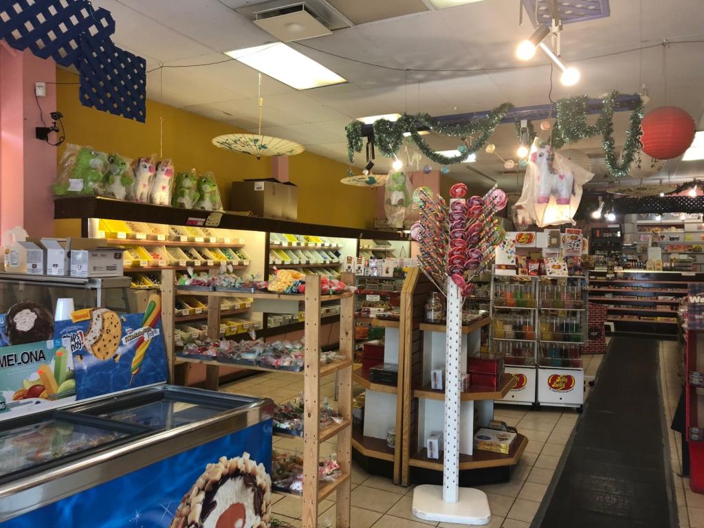 Candy Shop in Montreal Canada Business Opportunities